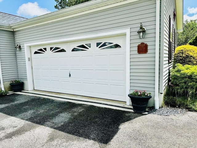 1408 Fox Run, Middleboro, MA 02346 - garage with asphalt driveway