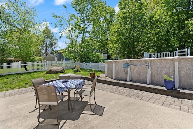10 Lisa Ln, Reading, MA 01867 - view of patio with outdoor dining area