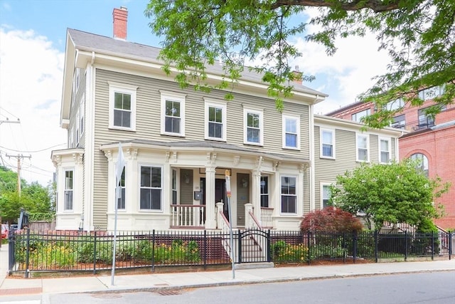 view of front of home with covered porch