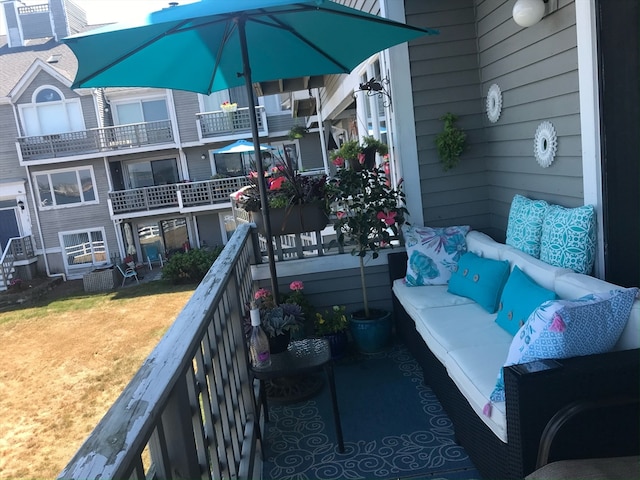 balcony featuring an outdoor living space