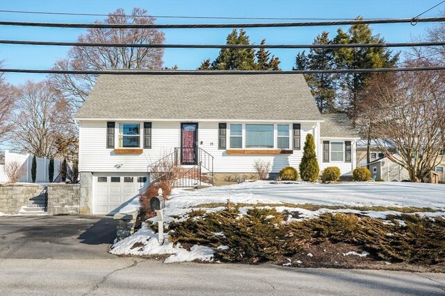 view of front facade with a garage