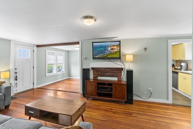 134 Hampton Cir, Hull, MA 02045 - living room with hardwood / wood-style floors and baseboards