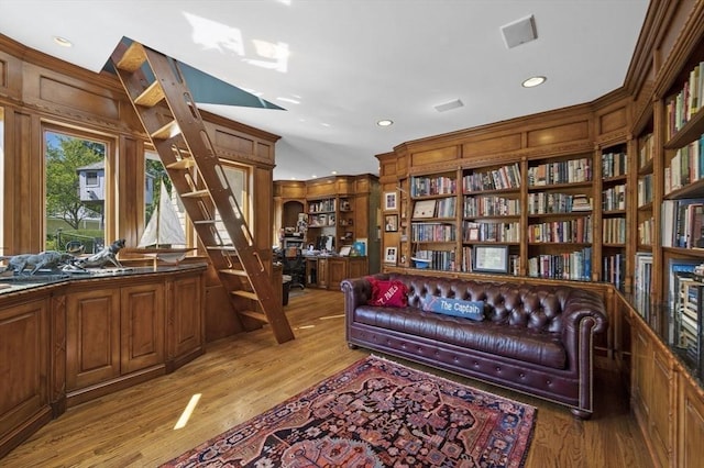 3 Anchorage Ln, Marblehead, MA 01945 - living area featuring light wood finished floors and recessed lighting