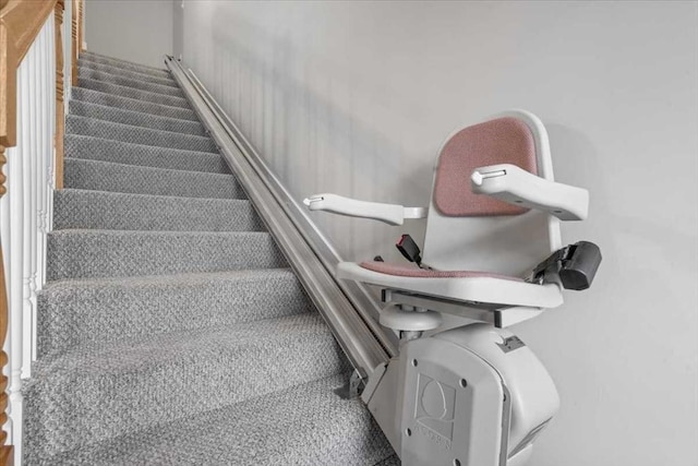 216 Reservoir St Unit 304, Holden, MA 01520 - view of stairway