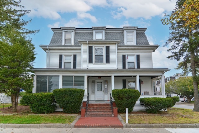 view of front facade featuring covered porch