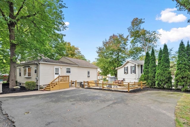 27 Lakeview St, Southwick, MA 01077 - view of front of house featuring aphalt driveway
