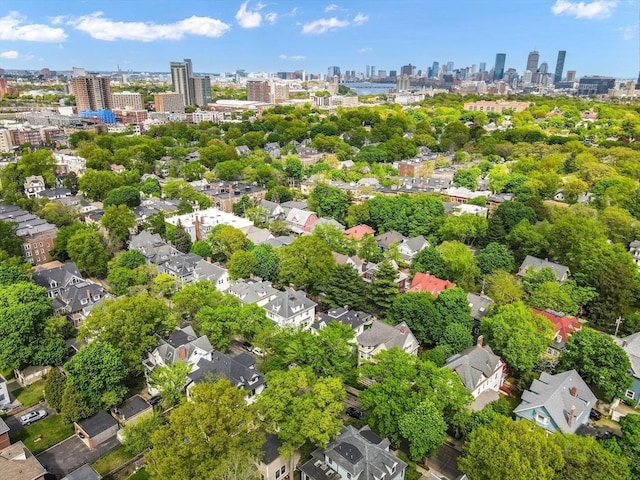 view of property location featuring a skyline view