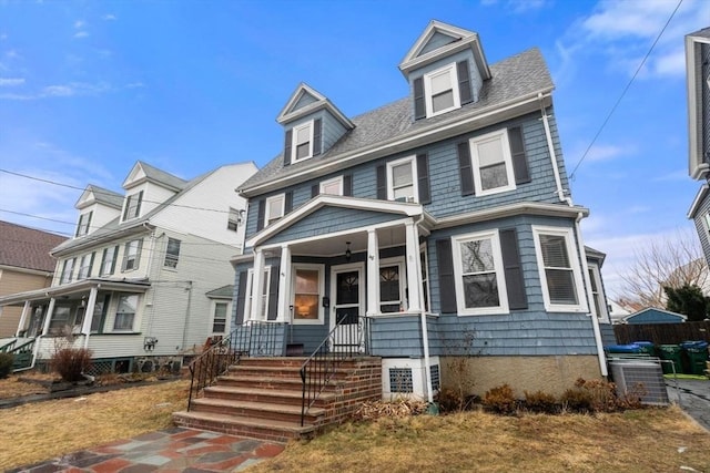 view of front of home featuring central AC