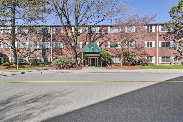 35 Prospect St Unit 313, Woburn, MA 01801 - view of apartment building / complex