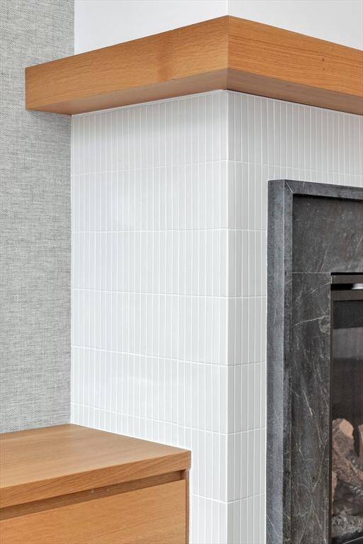 8A Milk St Unit 1, Newburyport, MA 01950 - detailed view of a fireplace