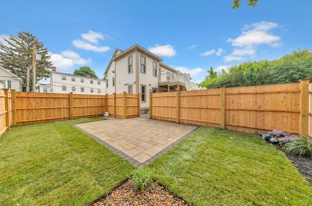 8A Milk St Unit 1, Newburyport, MA 01950 - fenced backyard featuring a patio
