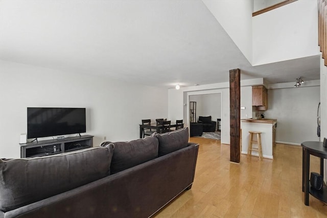 living area featuring light wood-style flooring