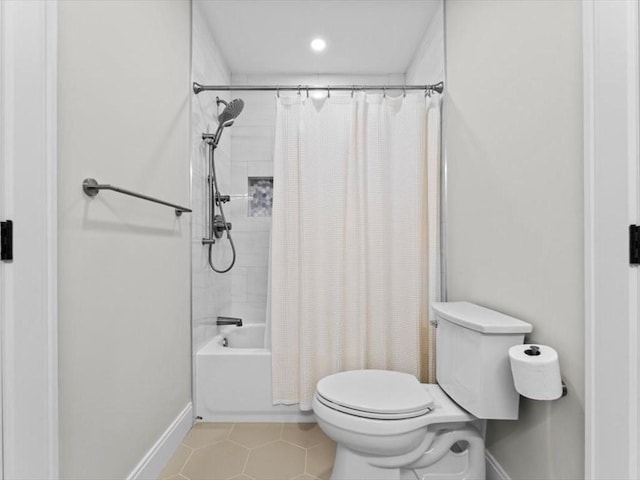 39 Paul St, Watertown, MA 02472 - bathroom featuring shower / tub combo, toilet, tile patterned flooring, recessed lighting, and baseboards