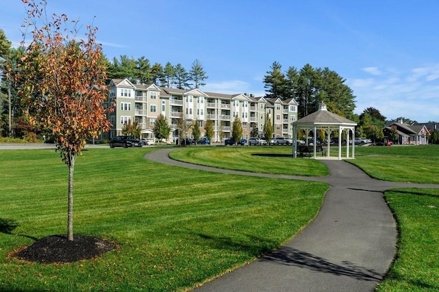 320 Martins Lndg Unit 307, North Reading, MA 01864 - surrounding community featuring a gazebo and a yard