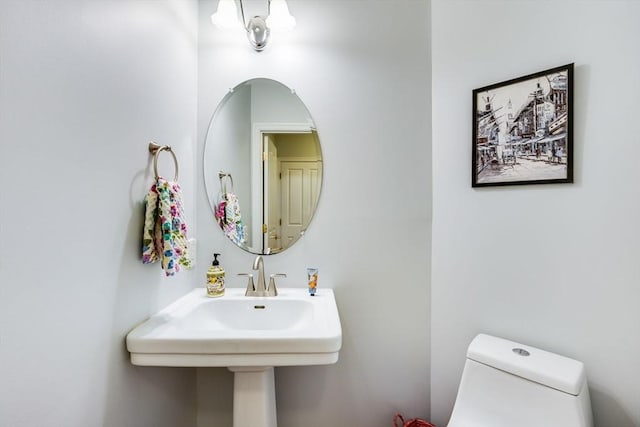 31 Fox Holw, Plymouth, MA 02360 - half bath featuring toilet