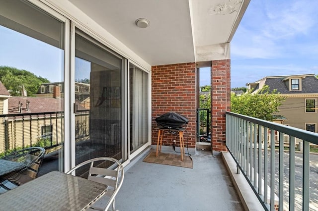 130 Mount Auburn St Unit 204, Cambridge, MA 02138 - balcony with a grill