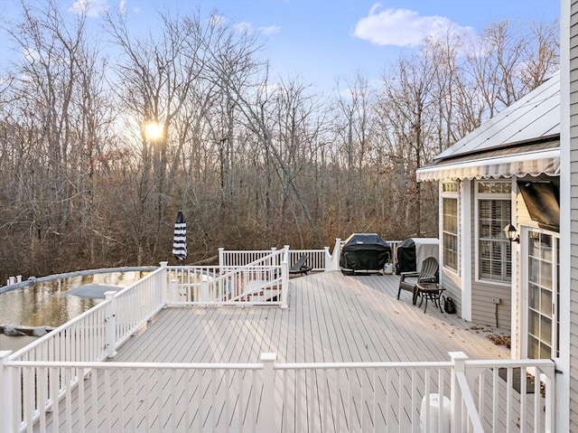 view of deck at dusk