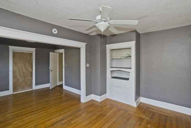 16 Worthen St, West Springfield, MA 01089 - empty room featuring a textured ceiling and ceiling fan