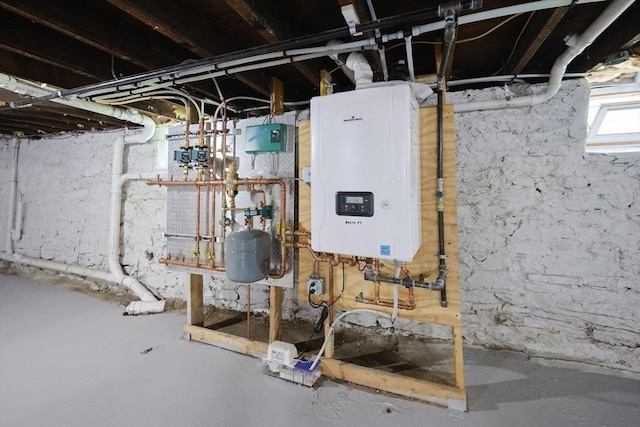 18 Beaumont Rd, Worcester, MA 01604 - utility room with water heater
