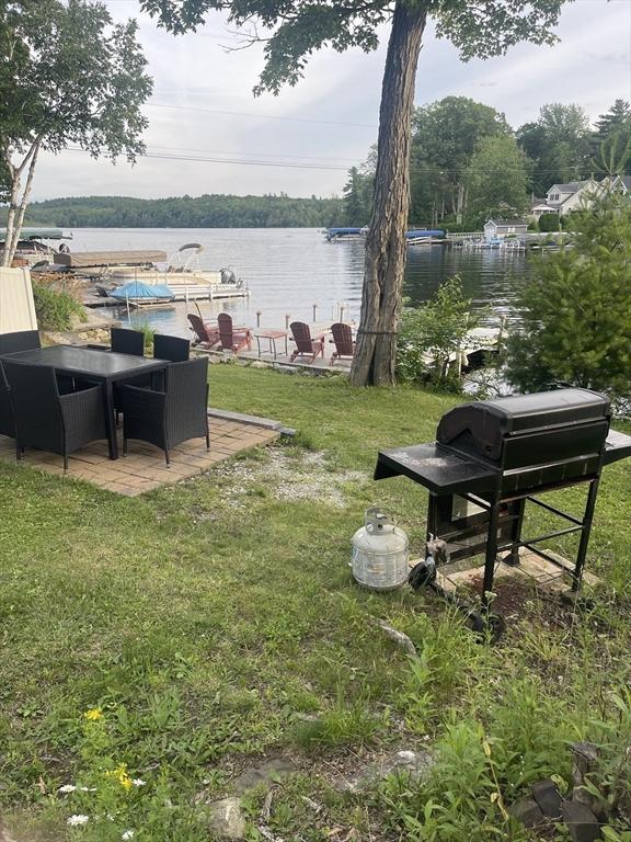 view of yard with a water view