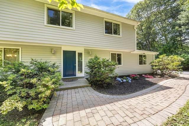 47 Churchill St, Sudbury, MA 01776 - view of front of house