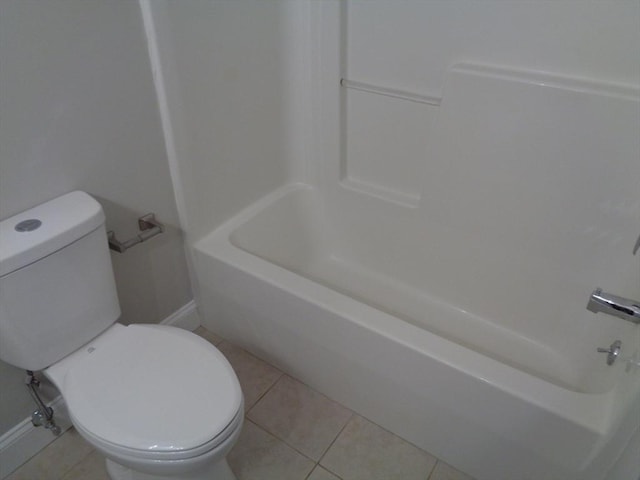 12 Brookside Rd Unit 20, Westford, MA 01886 - full bathroom with toilet, tile patterned flooring, baseboards, and bathtub / shower combination