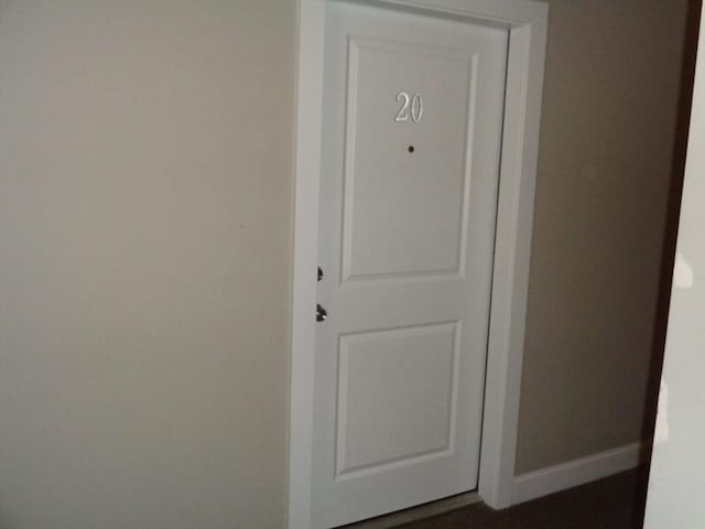 12 Brookside Rd Unit 20, Westford, MA 01886 - detailed view of baseboards