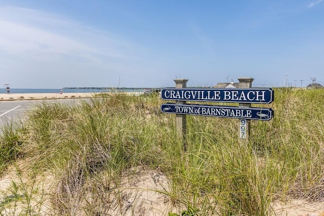 68 Fifth Ave, Barnstable, MA 02601 - exterior view of local beach