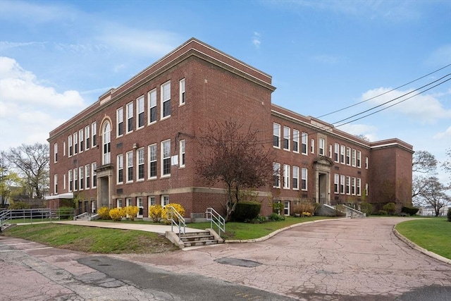 12 Moreland Rd, Quincy, MA 02169 - view of building exterior
