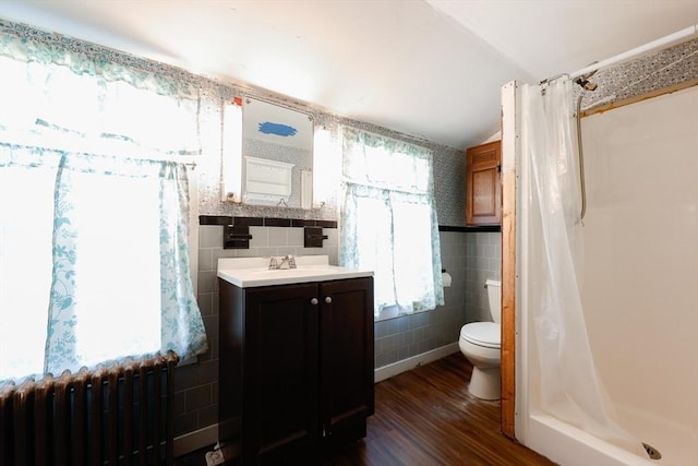 82 Willow St, Foxboro, MA 02035