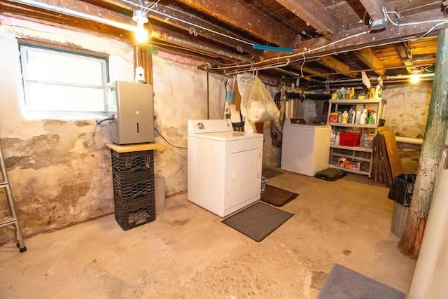 basement featuring washing machine and dryer