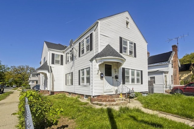 320 Oakland St, Springfield, MA 01108 - view of front of property featuring entry steps and a shingled roof