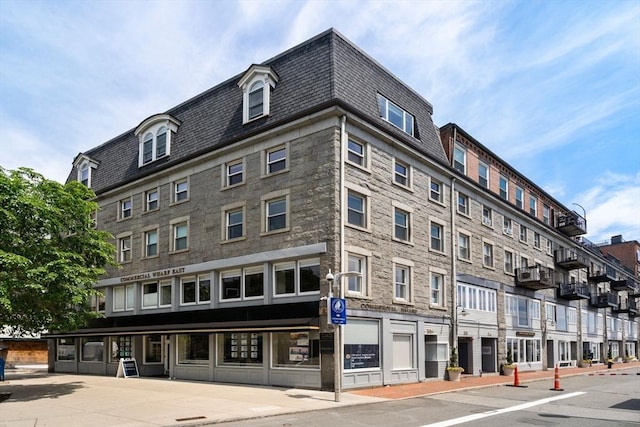 33 Commercial Wharf Unit 33A, Boston, MA 02110 - view of building exterior