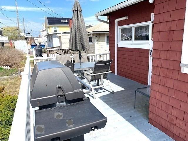 114 Long Bch, Rockport, MA 01966 - deck featuring outdoor dining space