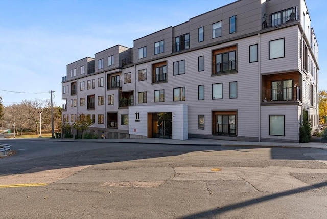 11 Walley St Unit 202, Boston, MA 02128 - view of building exterior