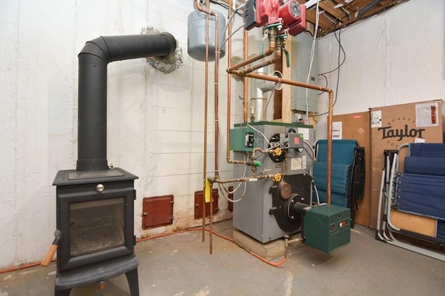 33 Rockmeadow Rd, Uxbridge, MA 01569 - utility room featuring a heating unit