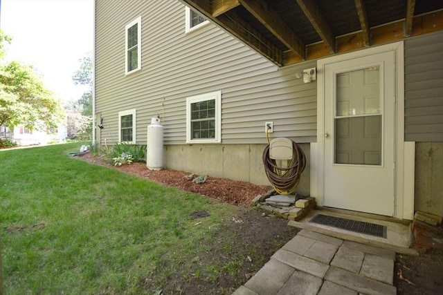 33 Rockmeadow Rd, Uxbridge, MA 01569 - entrance to property with a lawn