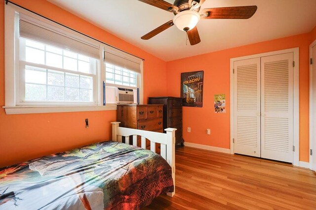 54 Mountain View Rd, Leominster, MA 01453 - bedroom with light wood-style floors, cooling unit, baseboards, ceiling fan, and a closet