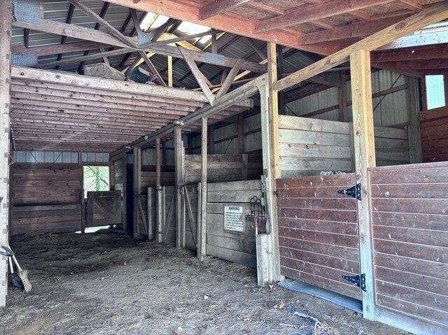 810 Head Of The Bay Rd, Plymouth, MA 02360