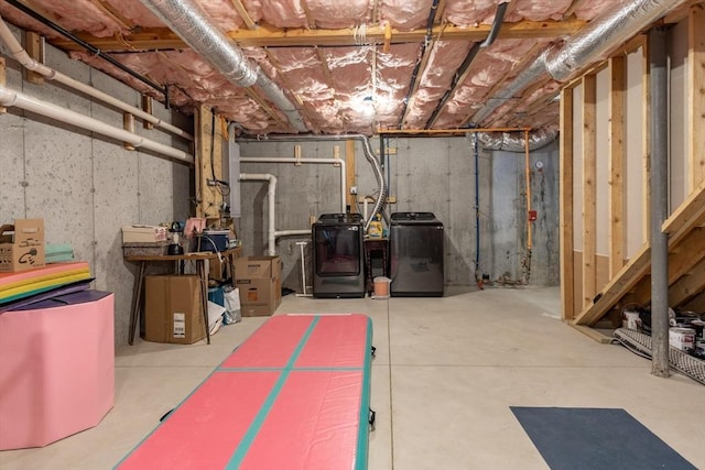 basement with washer and dryer