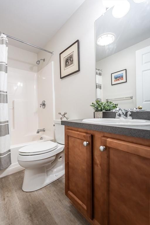 21 Harbor Mist Dr Unit 21, Fairhaven, MA 02719 - bathroom with wood finished floors, vanity, and shower / bath combo with shower curtain