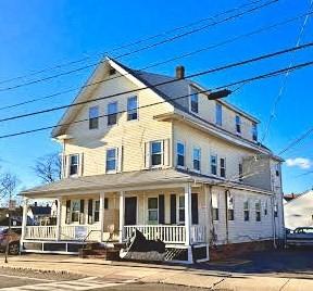 view of front of house with a porch