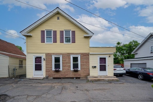 62 Railroad St, Fitchburg, MA 01420 - view of traditional-style home