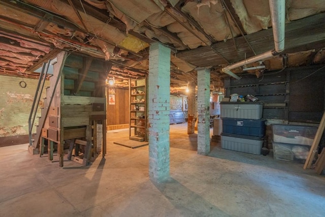 view of unfinished basement