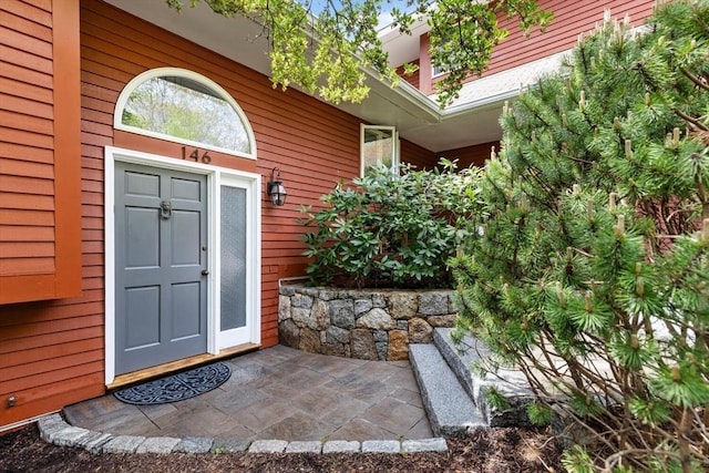 view of property entrance
