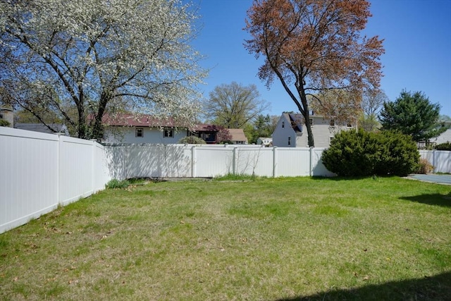 20 Fernglade Rd, Burlington, MA 01803 - view of yard featuring a fenced backyard