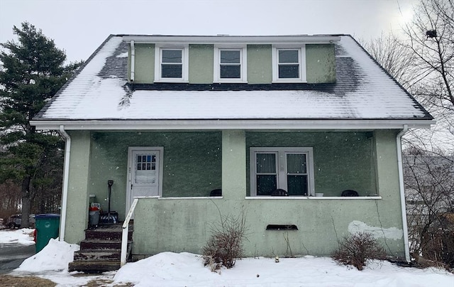 view of front of home featuring a porch