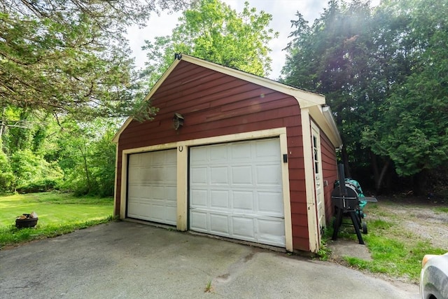 290 E St, Westwood, MA 02090 - view of detached garage