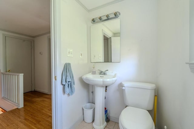 290 E St, Westwood, MA 02090 - half bath with toilet and baseboards