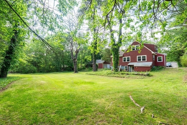 290 E St, Westwood, MA 02090 - view of green lawn